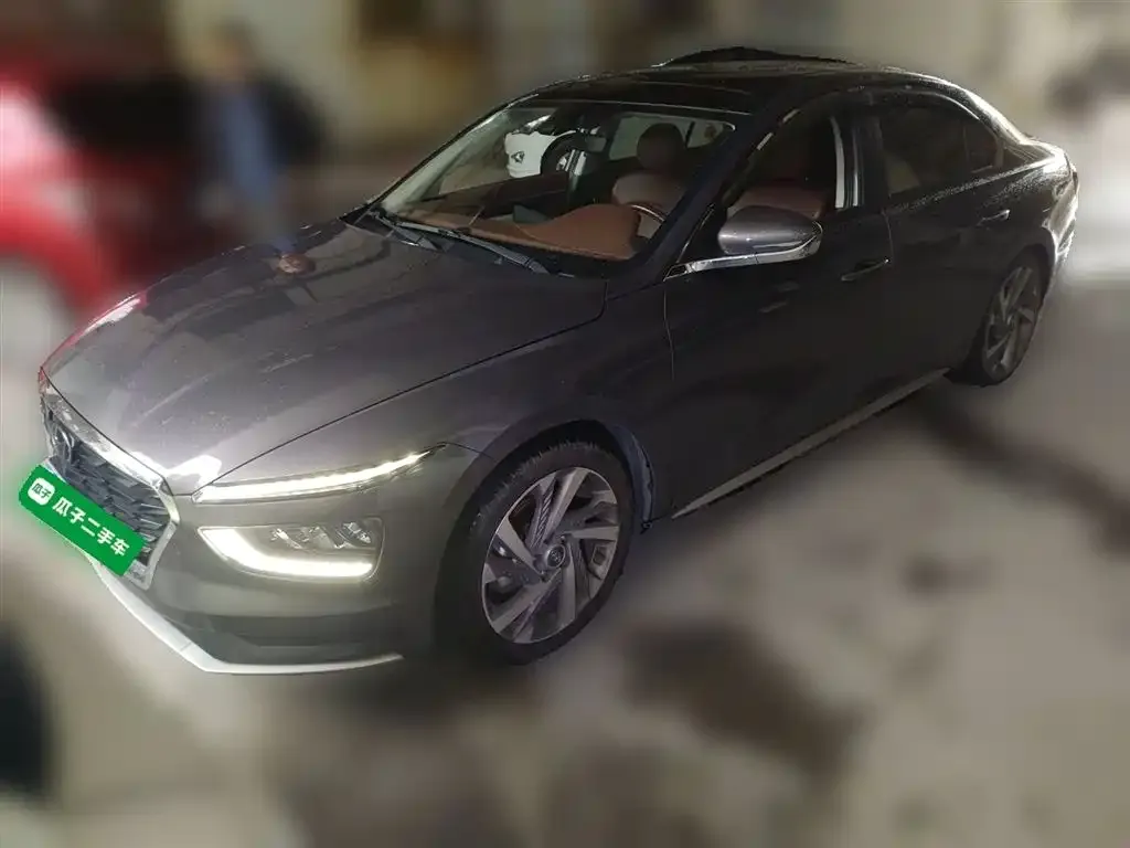 Hyundai Mistra — фото 2