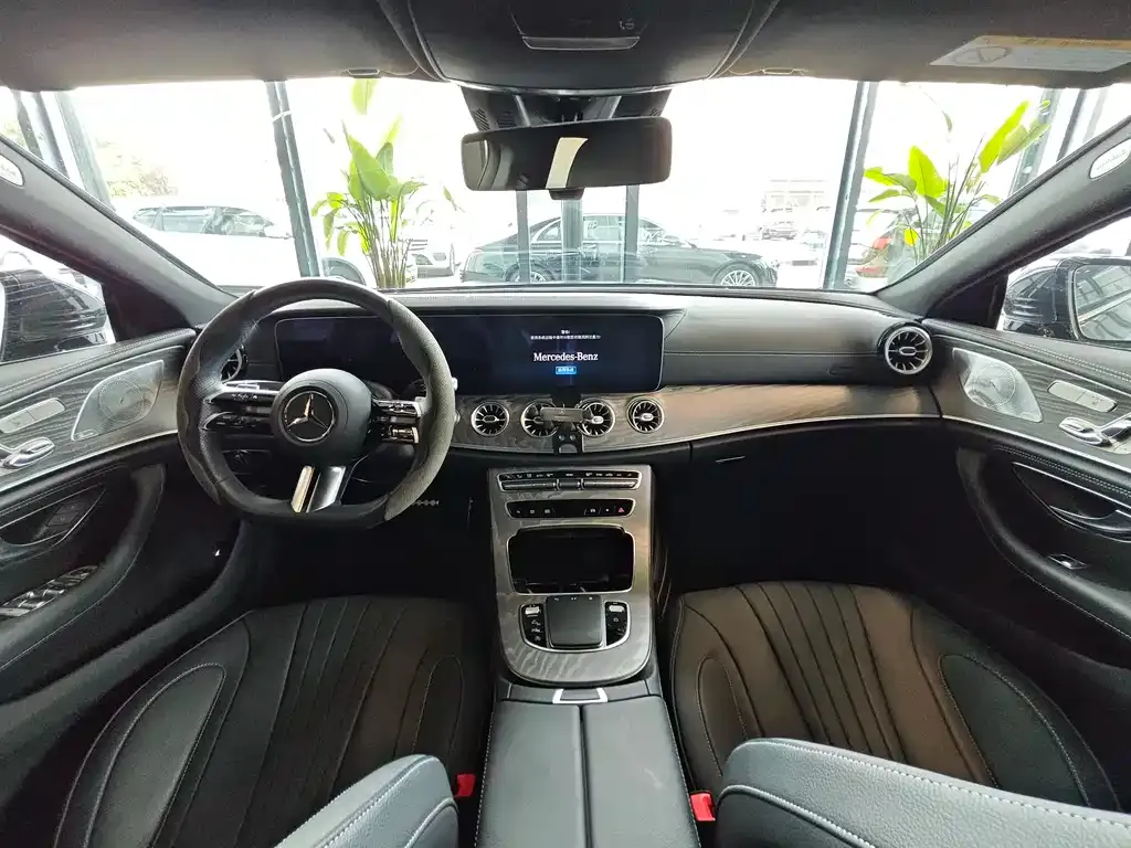 Mercedes-Benz CLS — фото 7