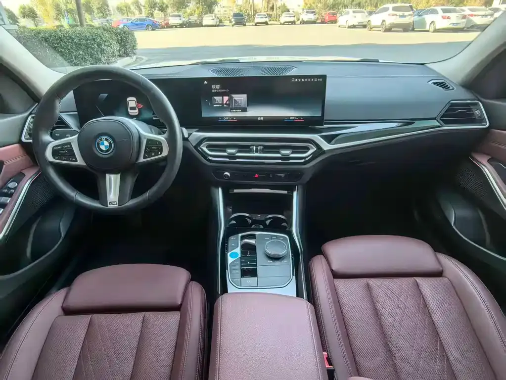 BMW i3 — фото 10