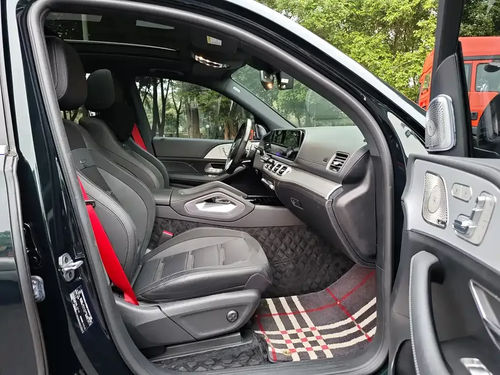 Mercedes-Benz GLE AMG — фото 8