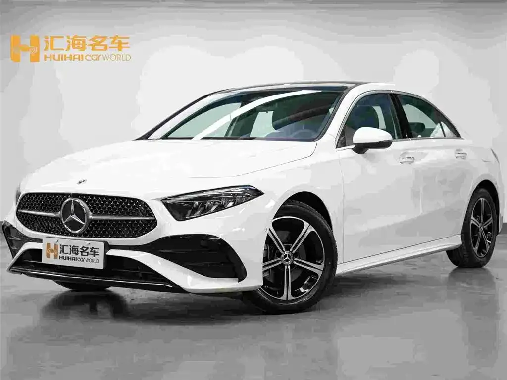 Mercedes-Benz A-Class — фото 1
