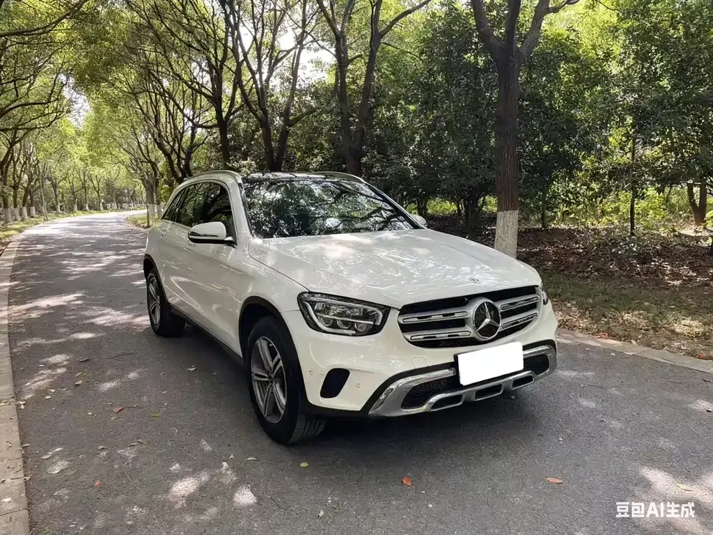 Mercedes-Benz GLC — фото 3