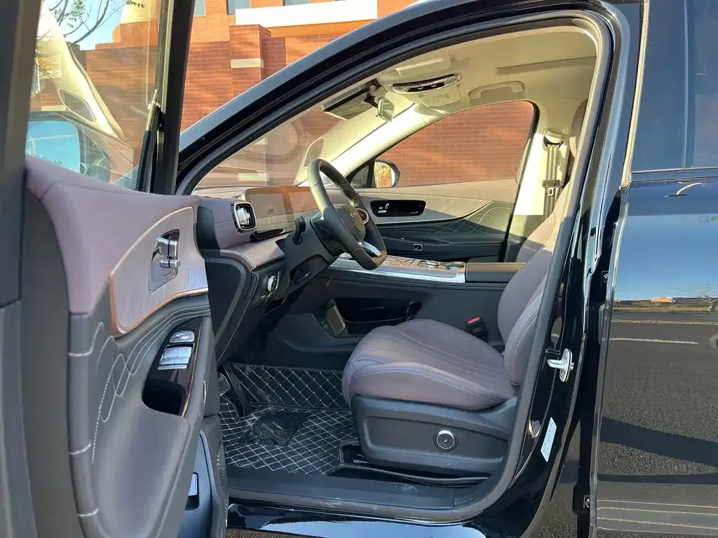 Chery Tiggo 9 C-DM — фото 8