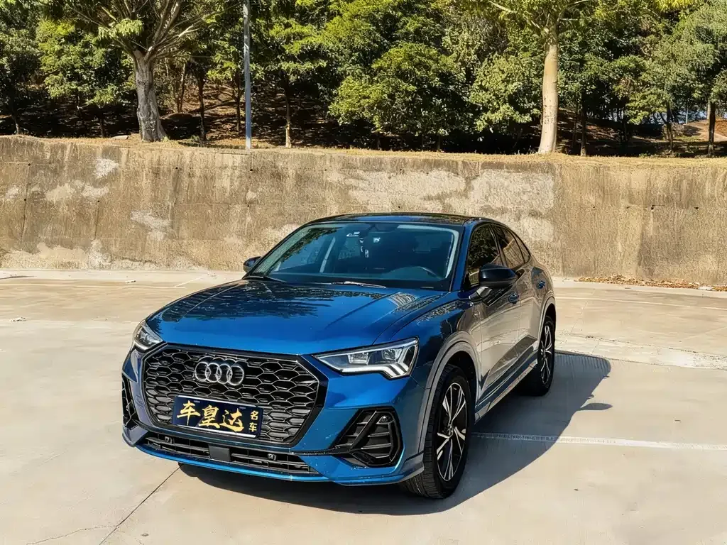 Audi Q3 Sportback — фото 1