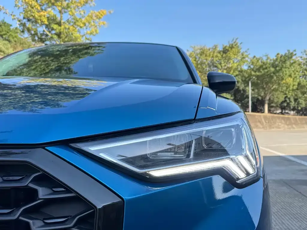 Audi Q3 Sportback — фото 9