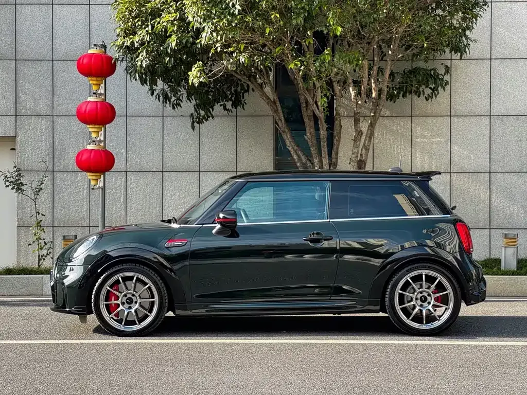 MINI JCW (John Cooper Works) — фото 4