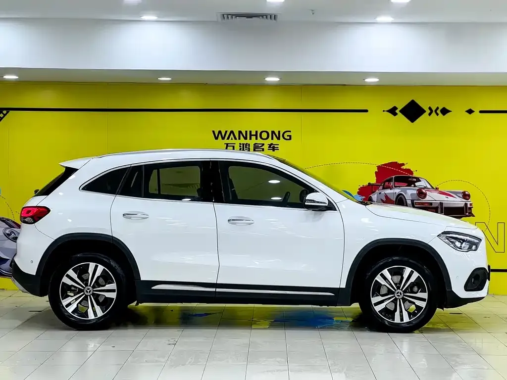 Mercedes-Benz GLA — фото 10
