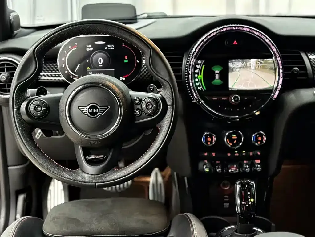 MINI JCW (John Cooper Works) — фото 6