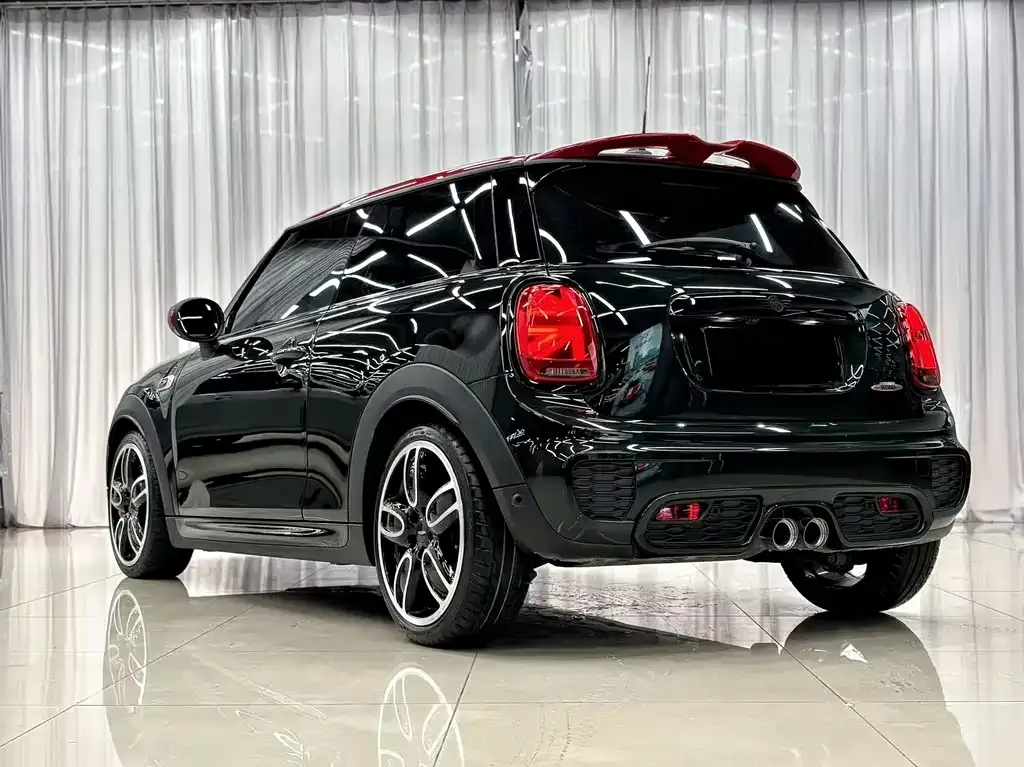 MINI JCW (John Cooper Works) — фото 9