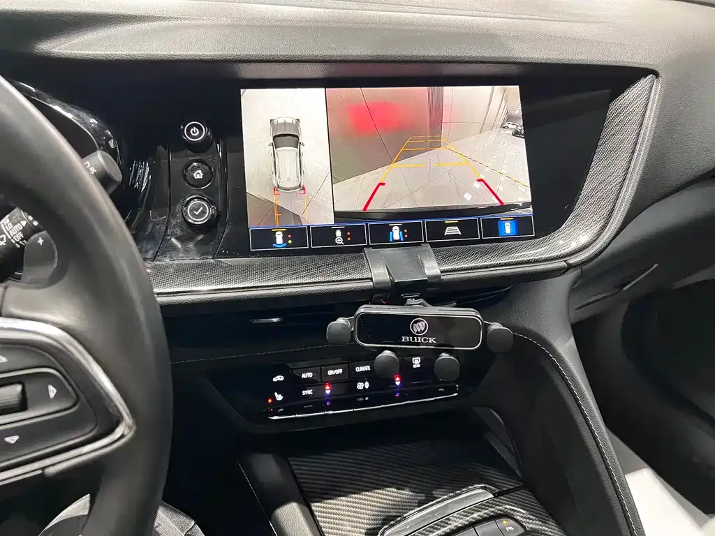 Buick Envision Plus — фото 8