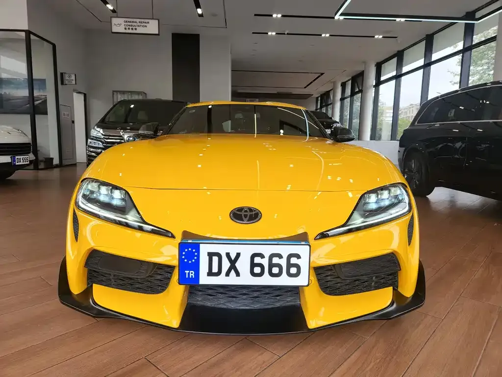 Toyota Supra — фото 2