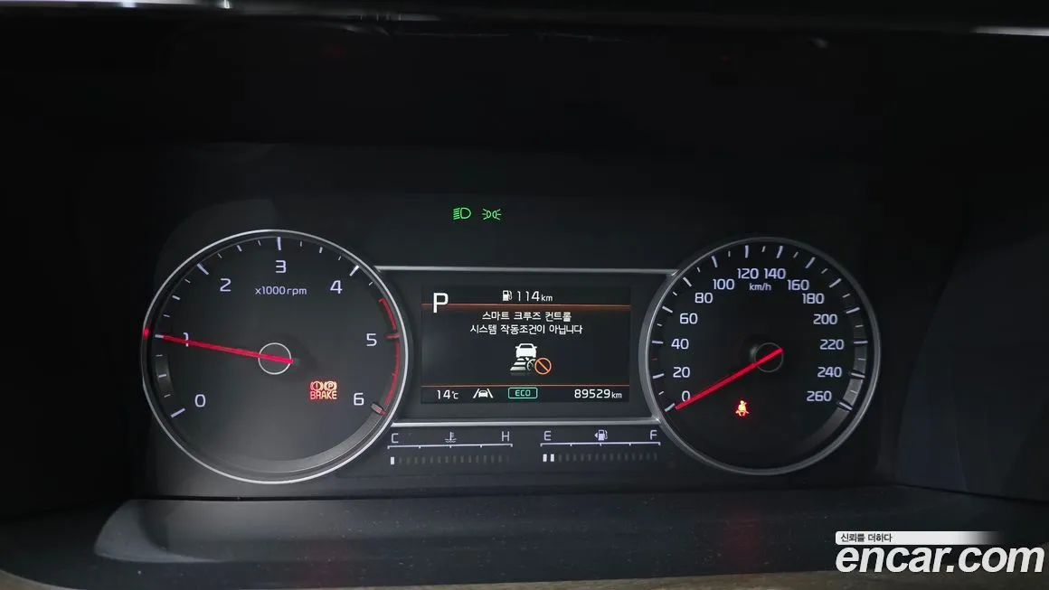 Kia Sorento — фото 8