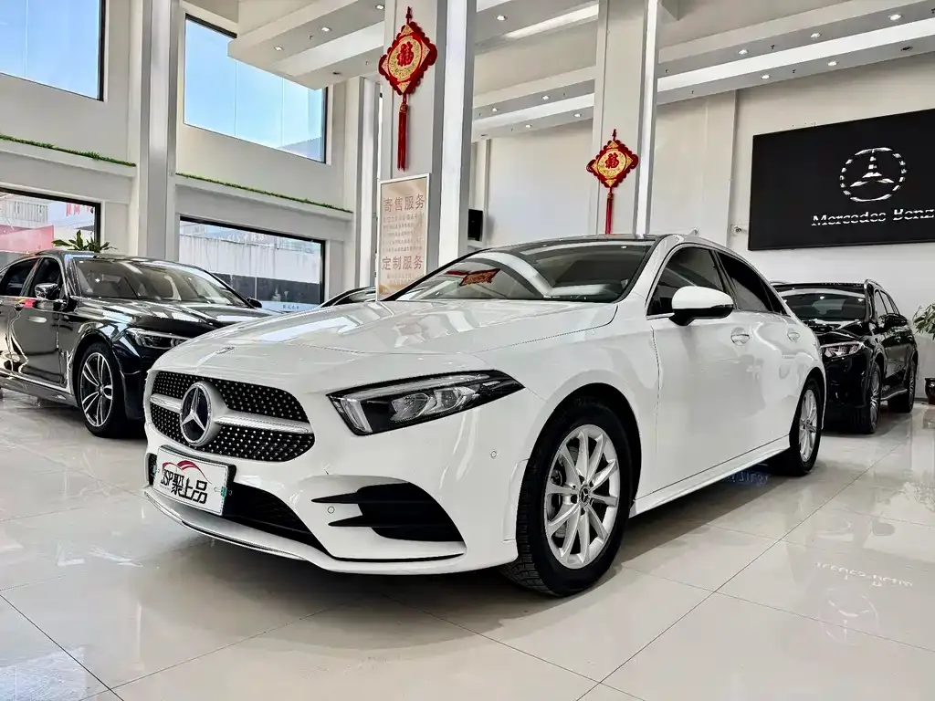 Mercedes-Benz A-Class — фото 1