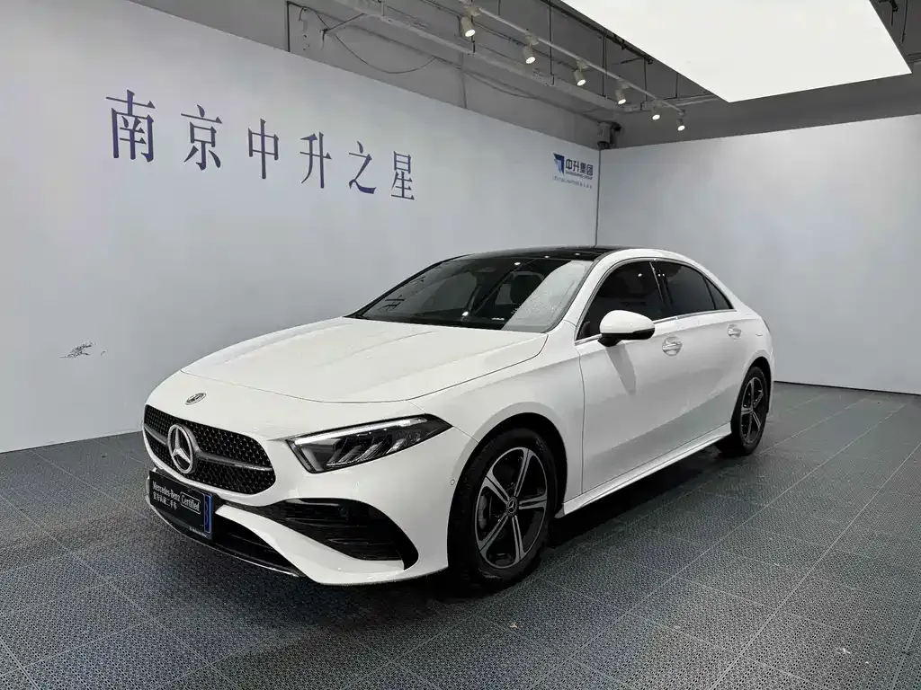 Mercedes-Benz A-Class — фото 6