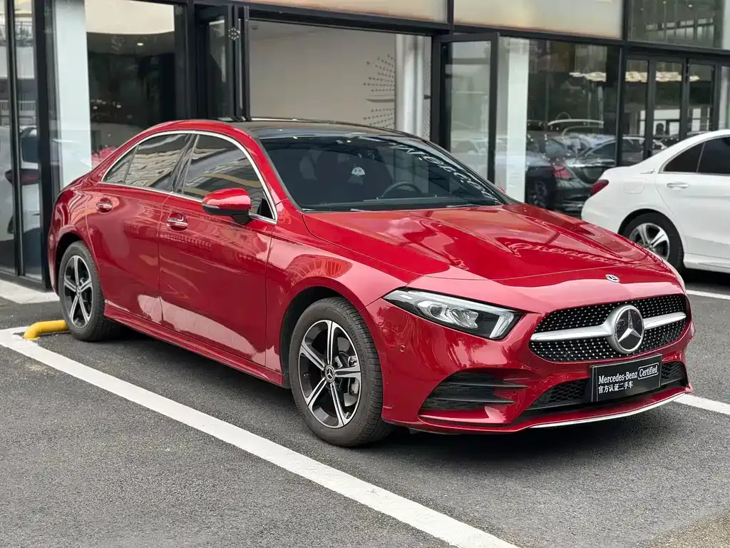 Mercedes-Benz A-Class — фото 9