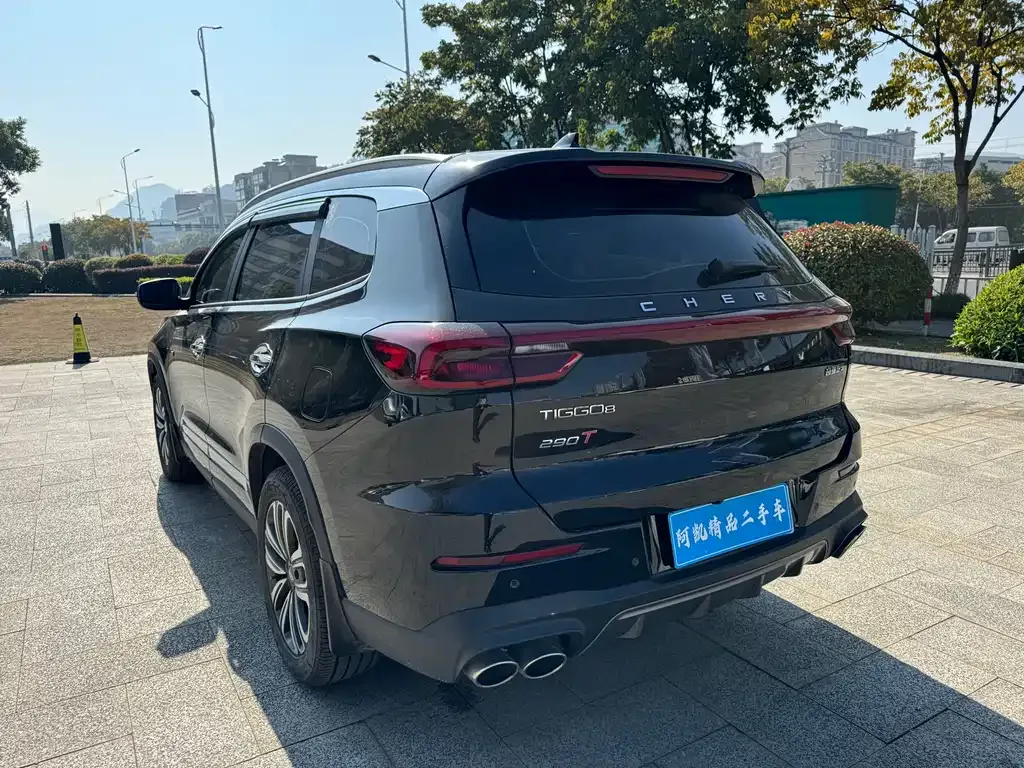 Chery Tiggo 8 — фото 4