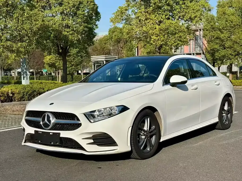 Mercedes-Benz A-Class — фото 1
