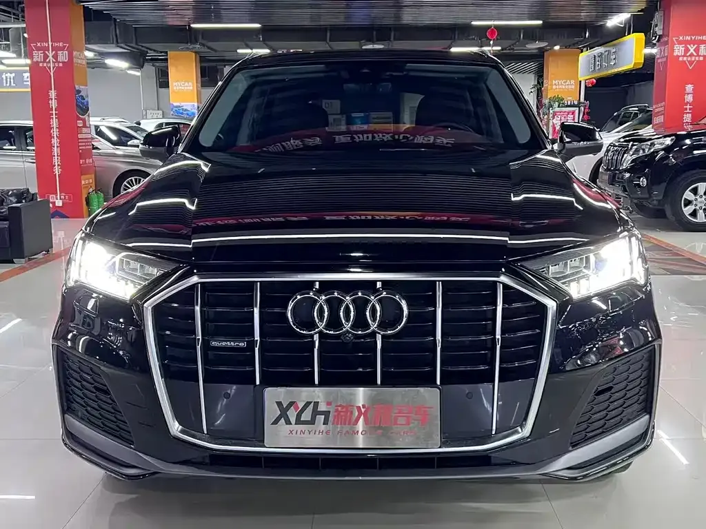 Audi Q7 — фото 2