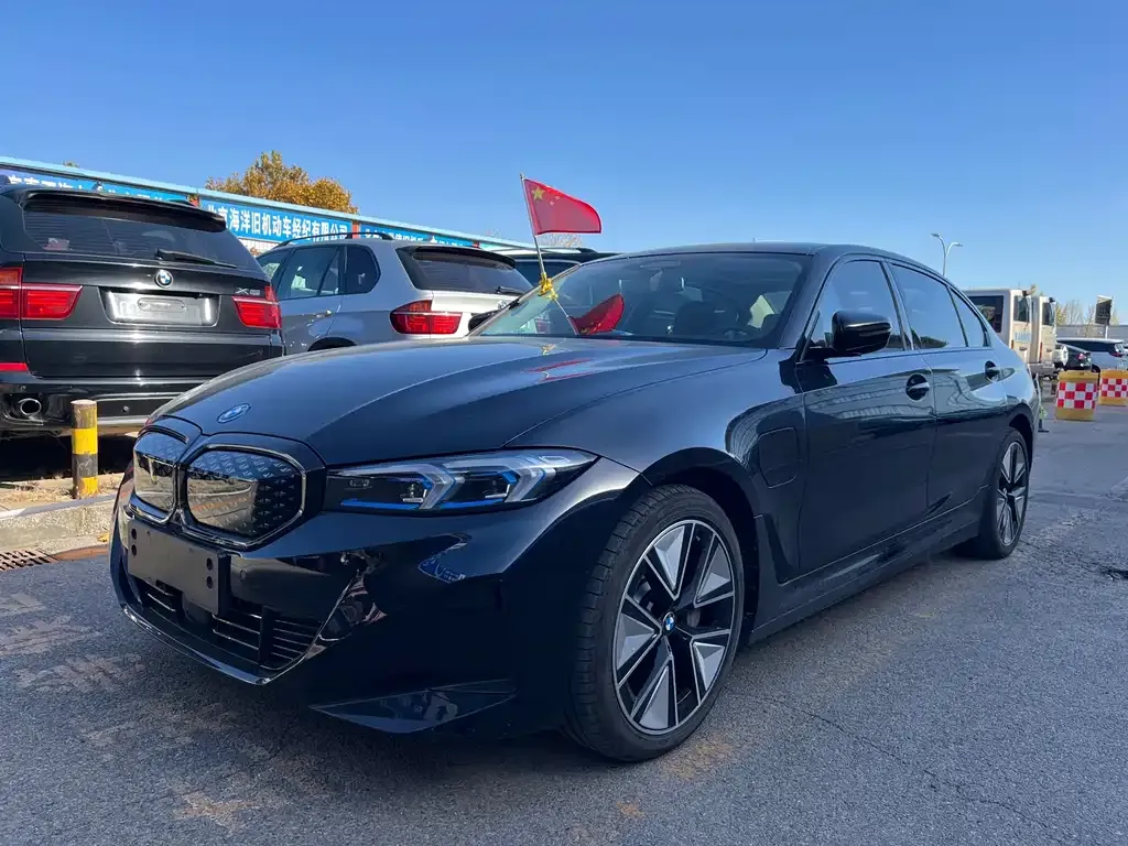 BMW i3 — фото 1