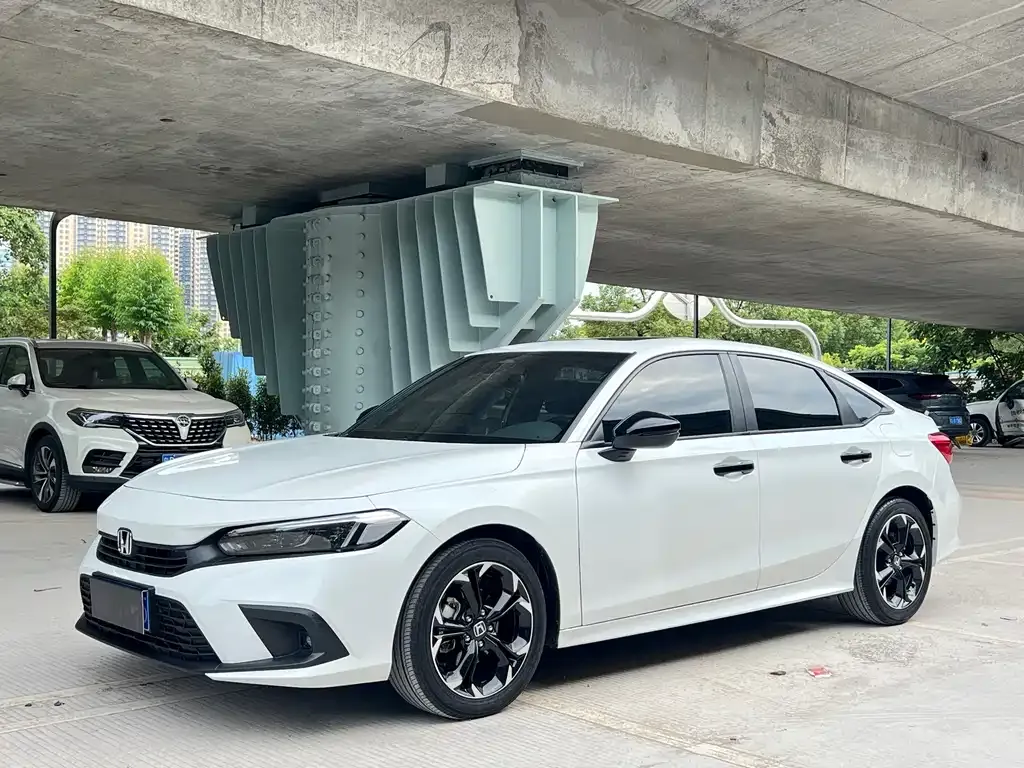 Honda Civic — фото 1