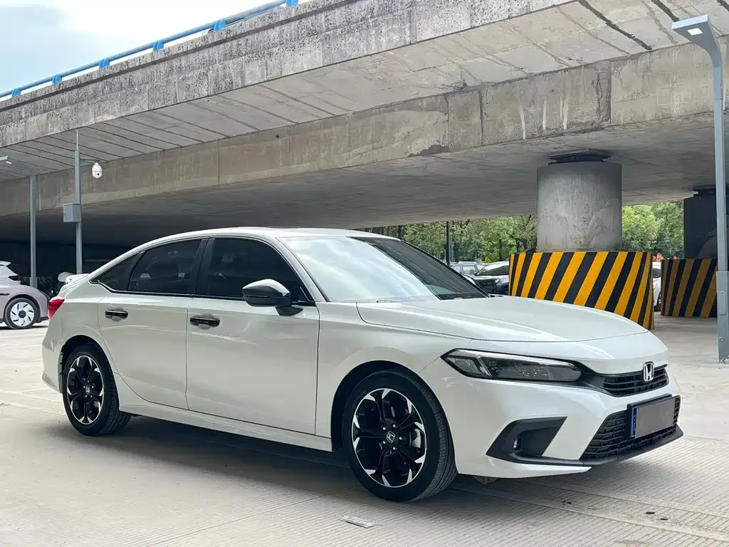 Honda Civic — фото 3