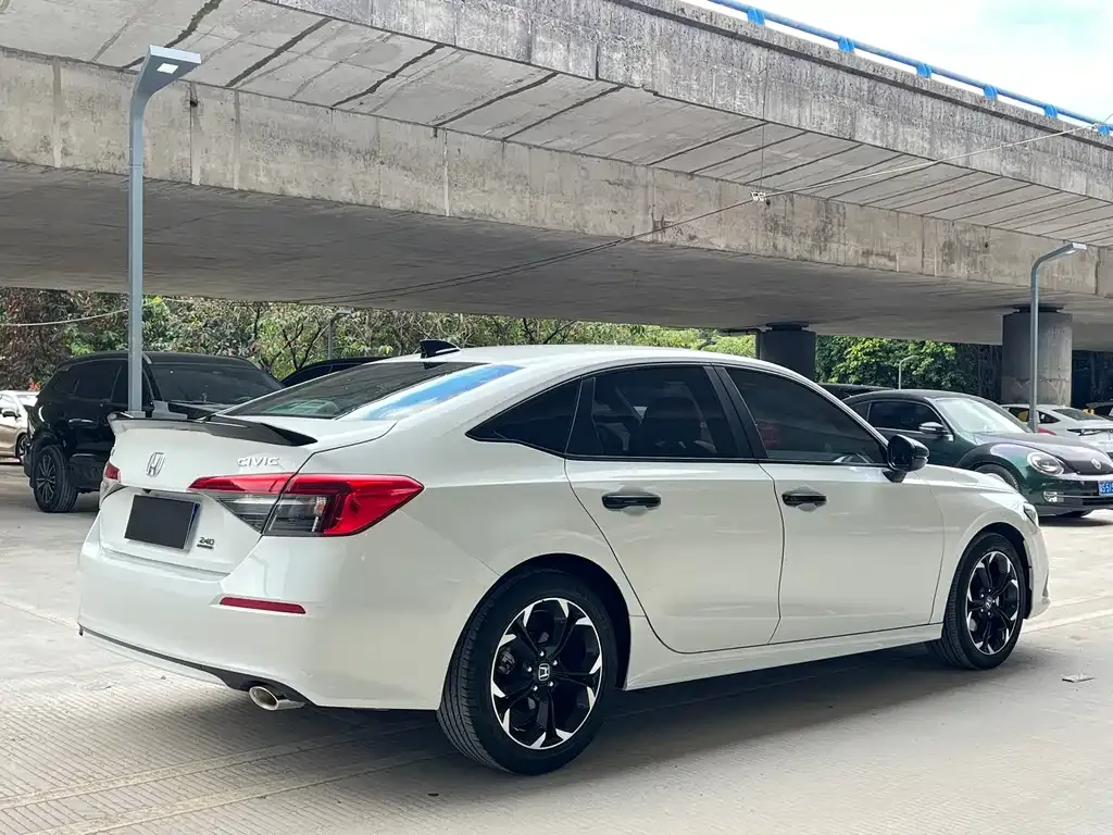 Honda Civic — фото 7