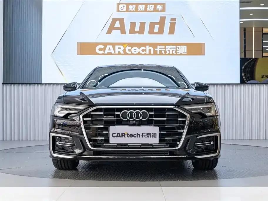 Audi A6L — фото 1