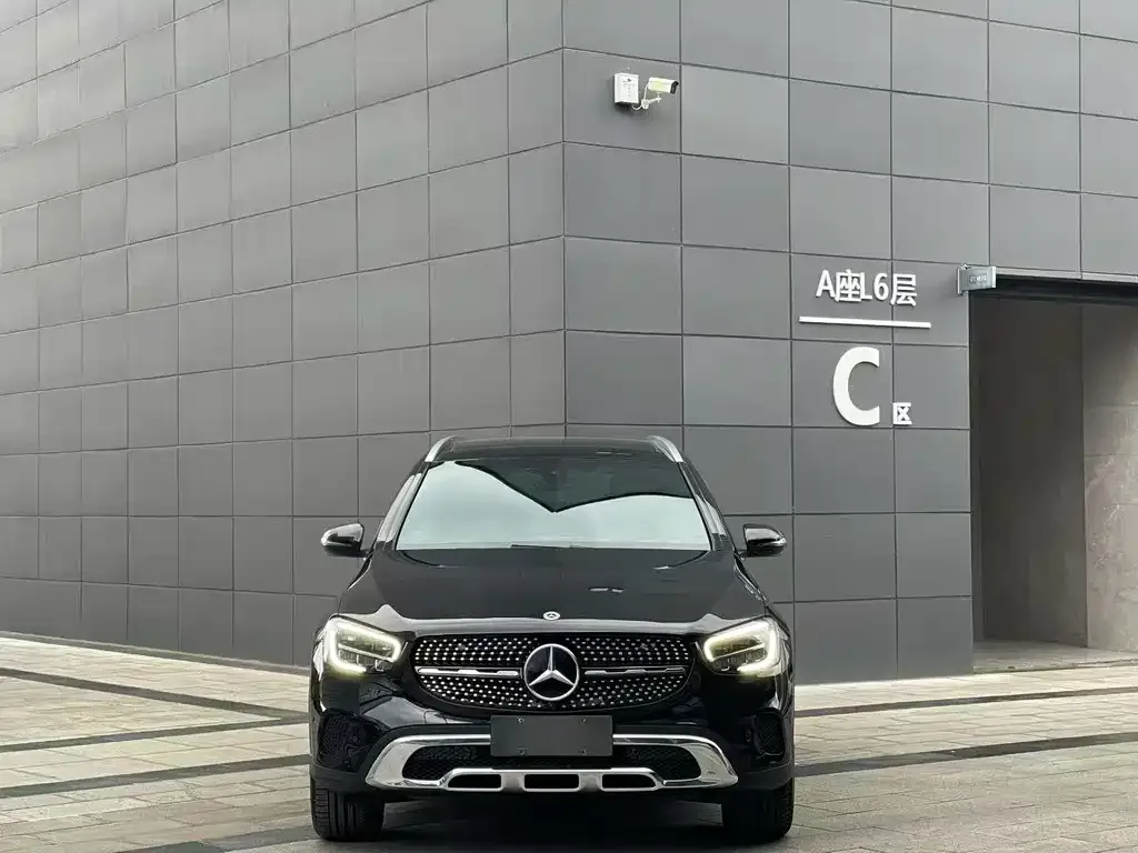 Mercedes-Benz GLC — фото 9