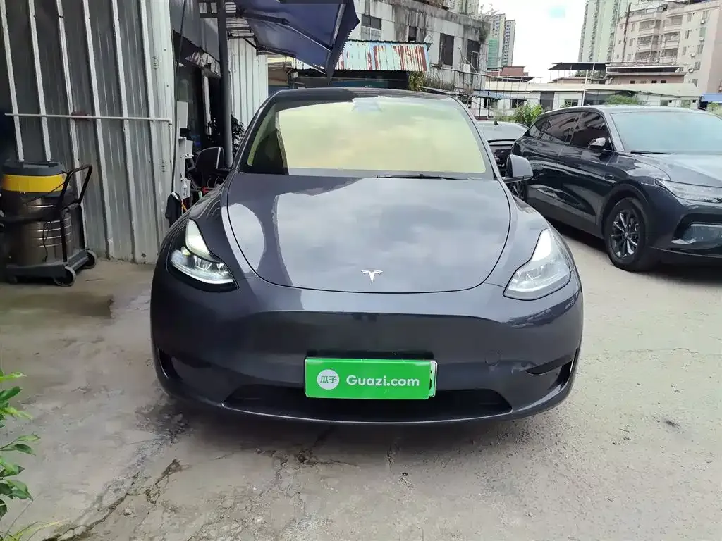 Tesla Model Y — фото 3