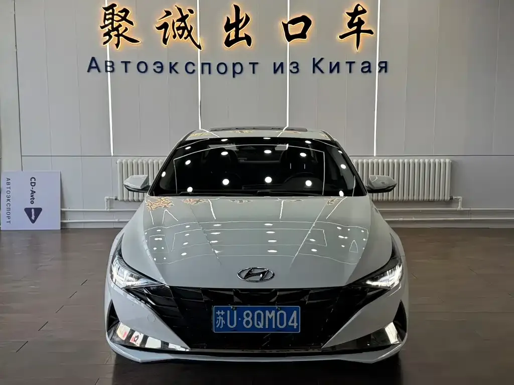 Hyundai Elantra — фото 2