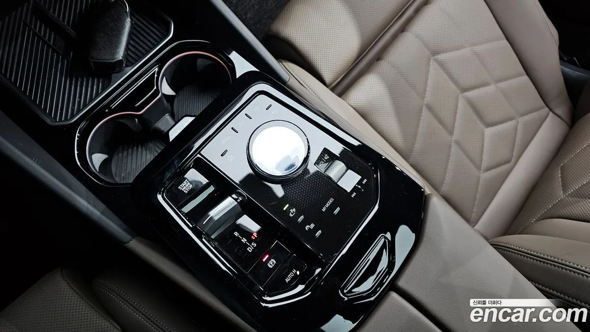 BMW 5-Series — фото 9