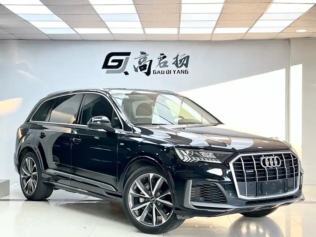 Audi Q7 — фото 3