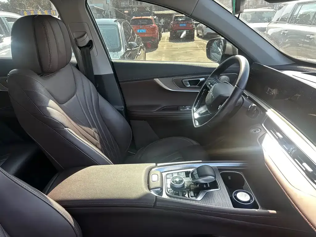 Chery Tiggo 8 PRO — фото 9