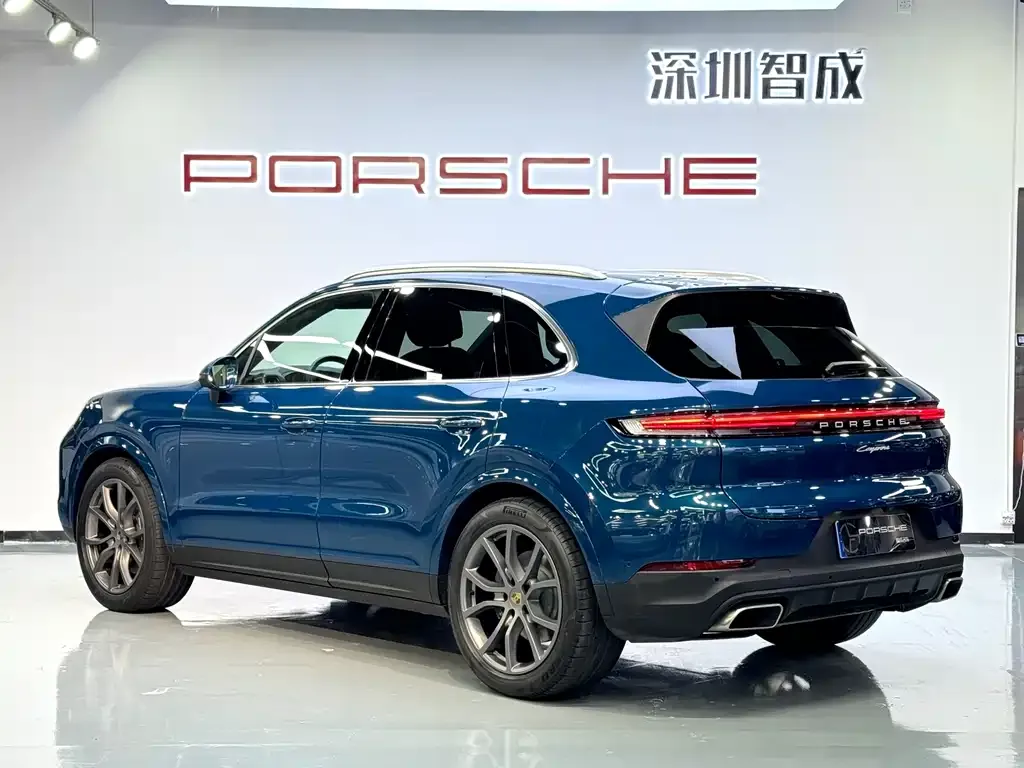 Porsche Cayenne — фото 7