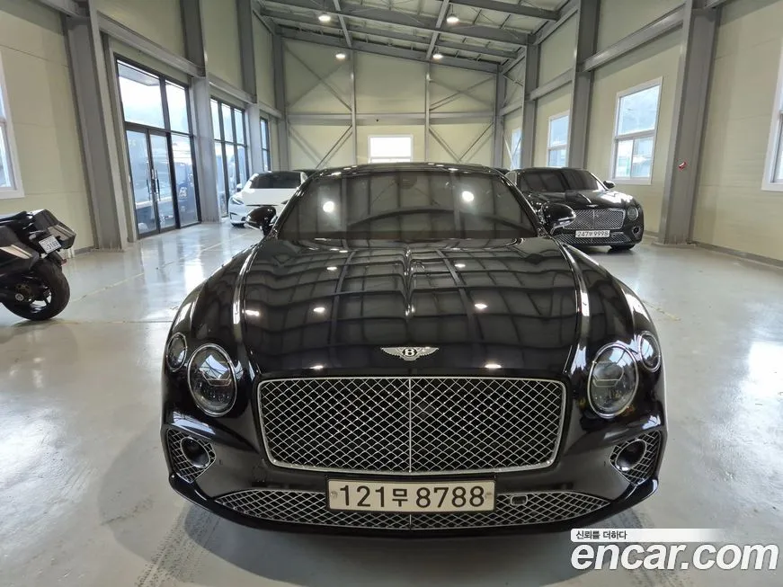 Bentley Continental — фото 1