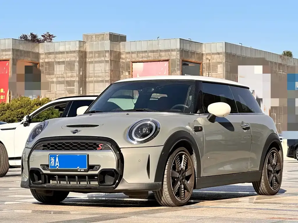 MINI Cooper (3-door) — фото 1