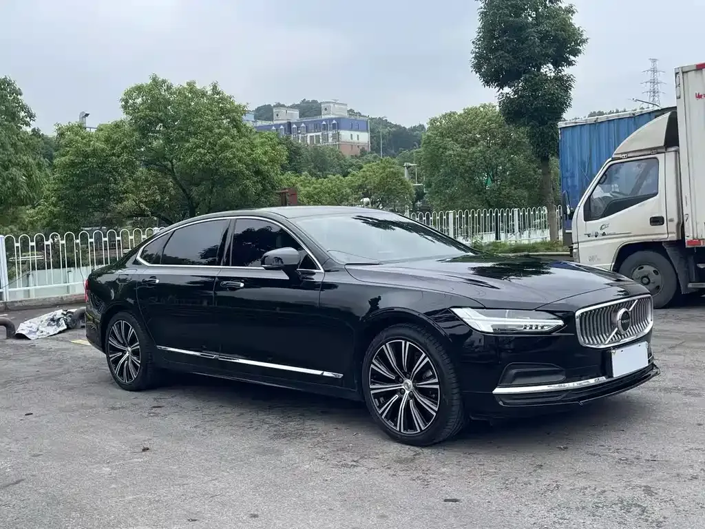 Volvo S90 — фото 3