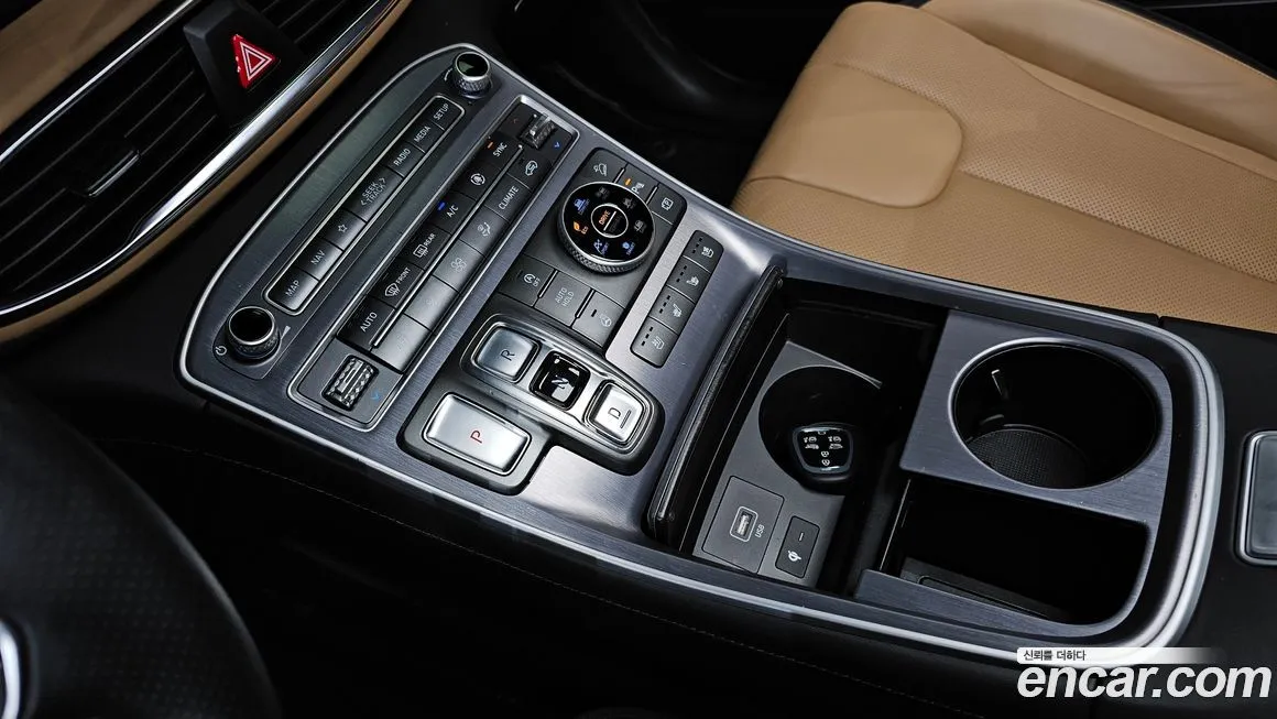 Hyundai Santafe — фото 9