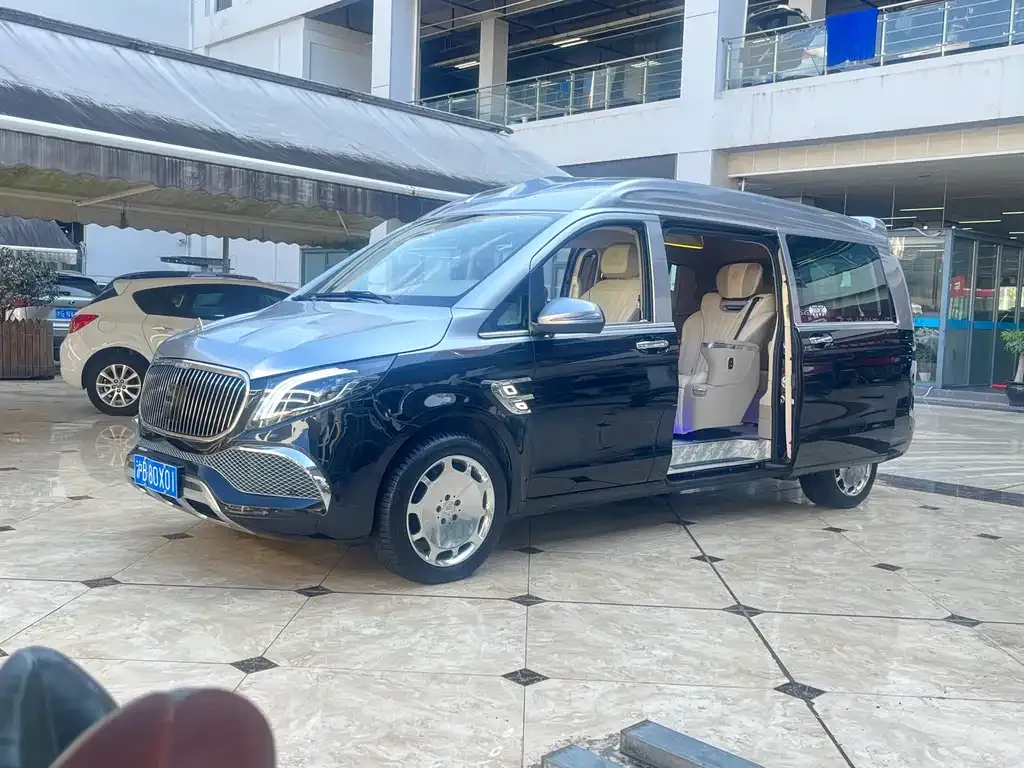 Mercedes-Benz Vito — фото 1