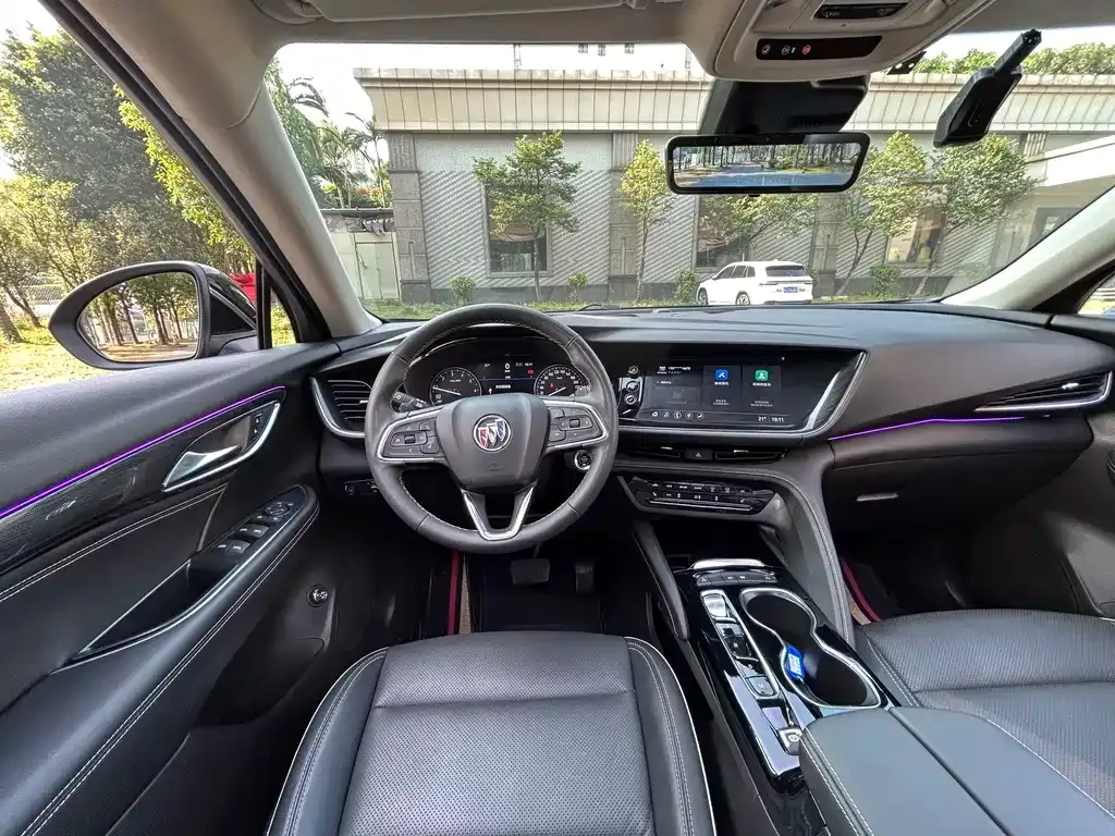 Buick Envision Plus — фото 10
