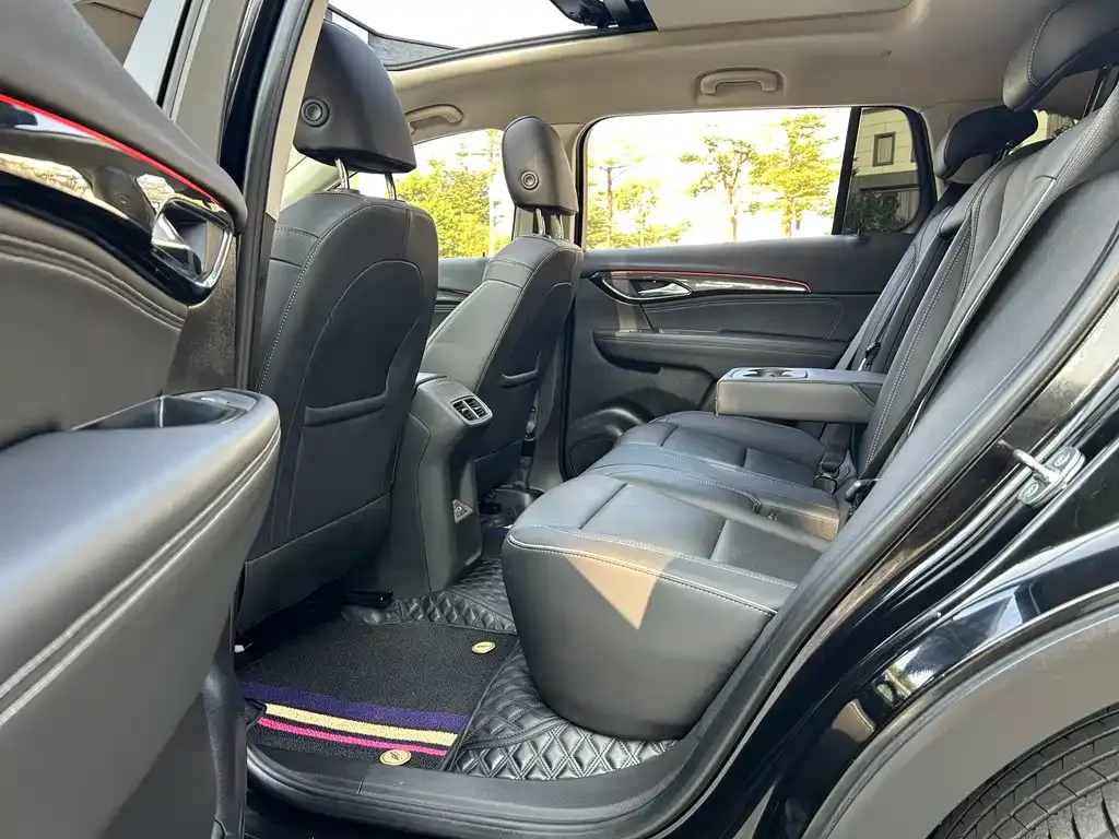 Buick Envision Plus — фото 8