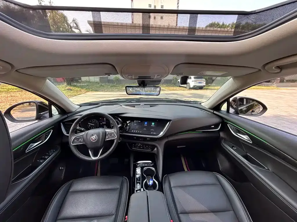 Buick Envision Plus — фото 9