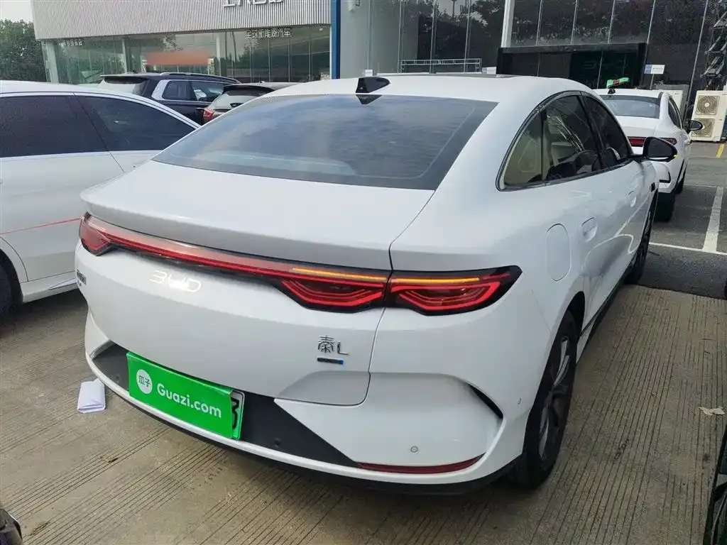BYD Qin L — фото 7