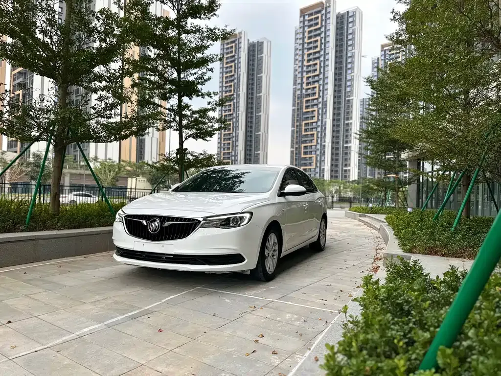 Buick Regal — фото 10