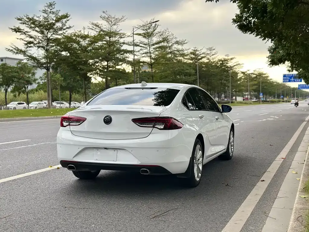 Buick Regal — фото 4