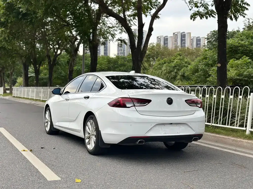 Buick Regal — фото 5