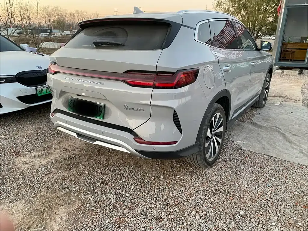 BYD PLUS New Energy — фото 10
