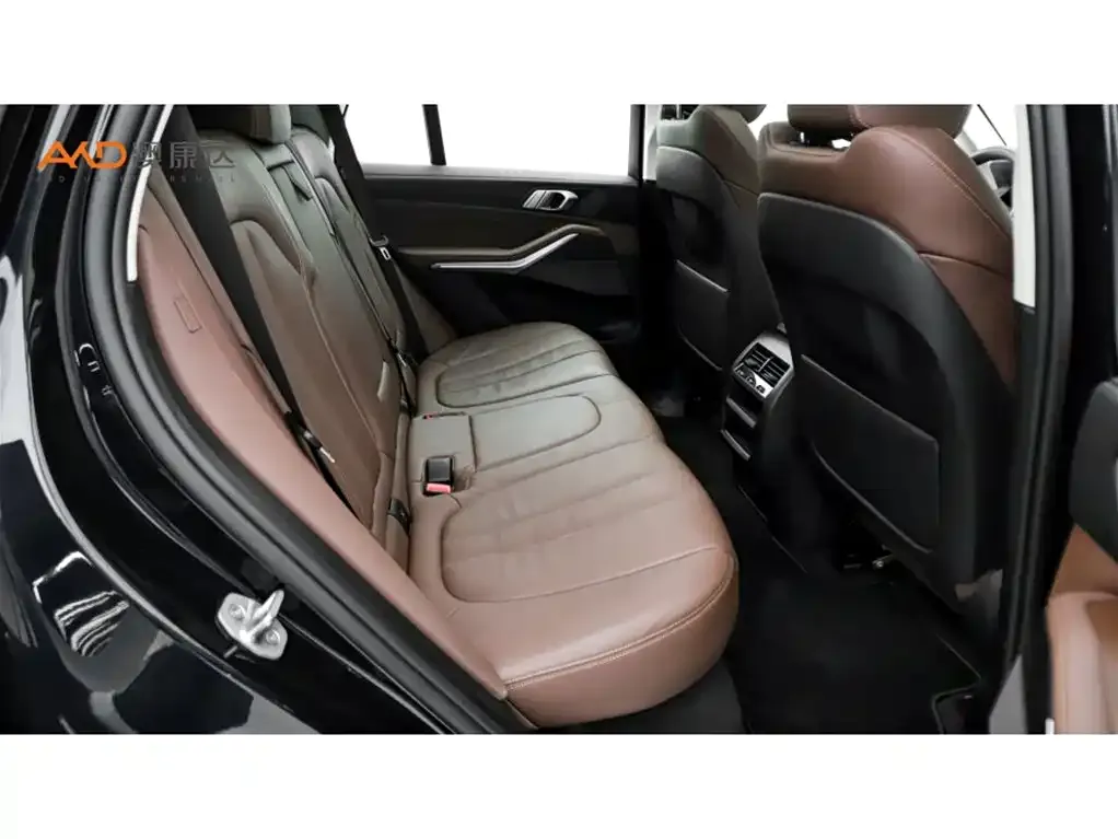 BMW X5 (Import) — фото 8