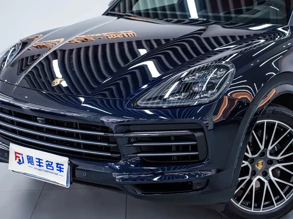 Porsche Cayenne — фото 6