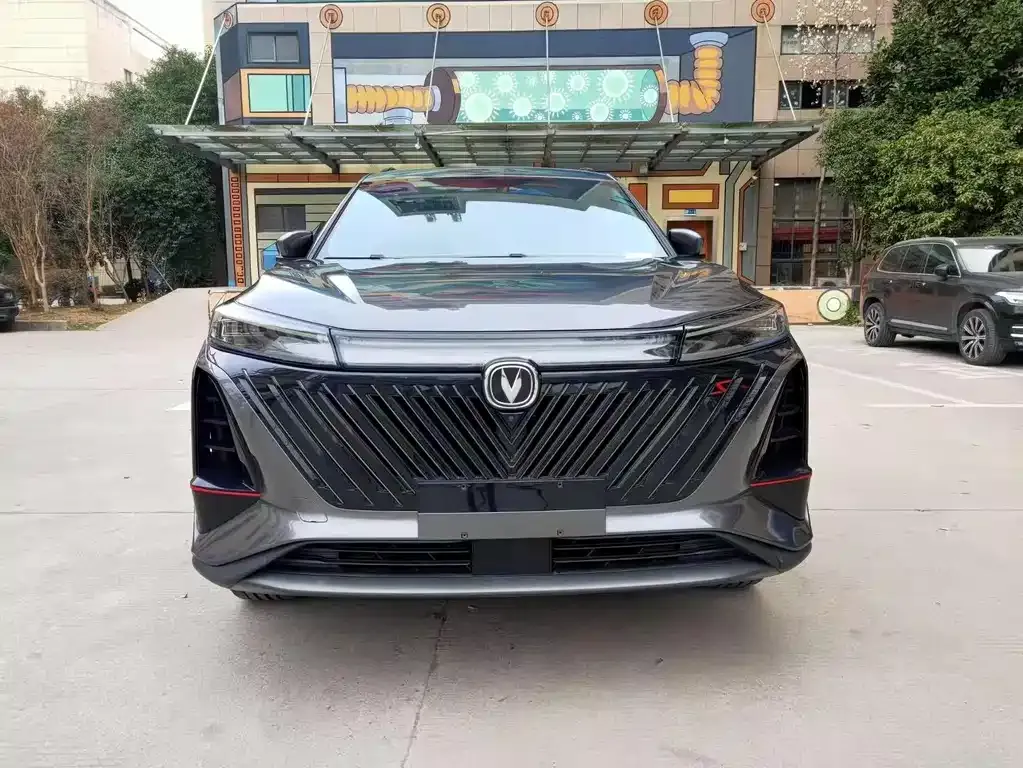 Changan CS75PLUS — фото 2
